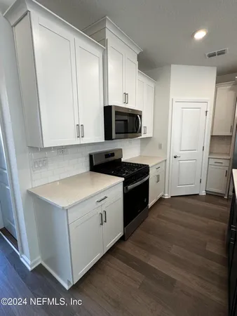 $1,900 | 33 Thurnham Lane, St. Augustine, FL 32092