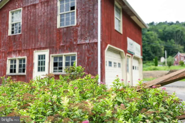 $410,000 | 245 Madisonburg Pike Road, Madisonburg, PA 16852