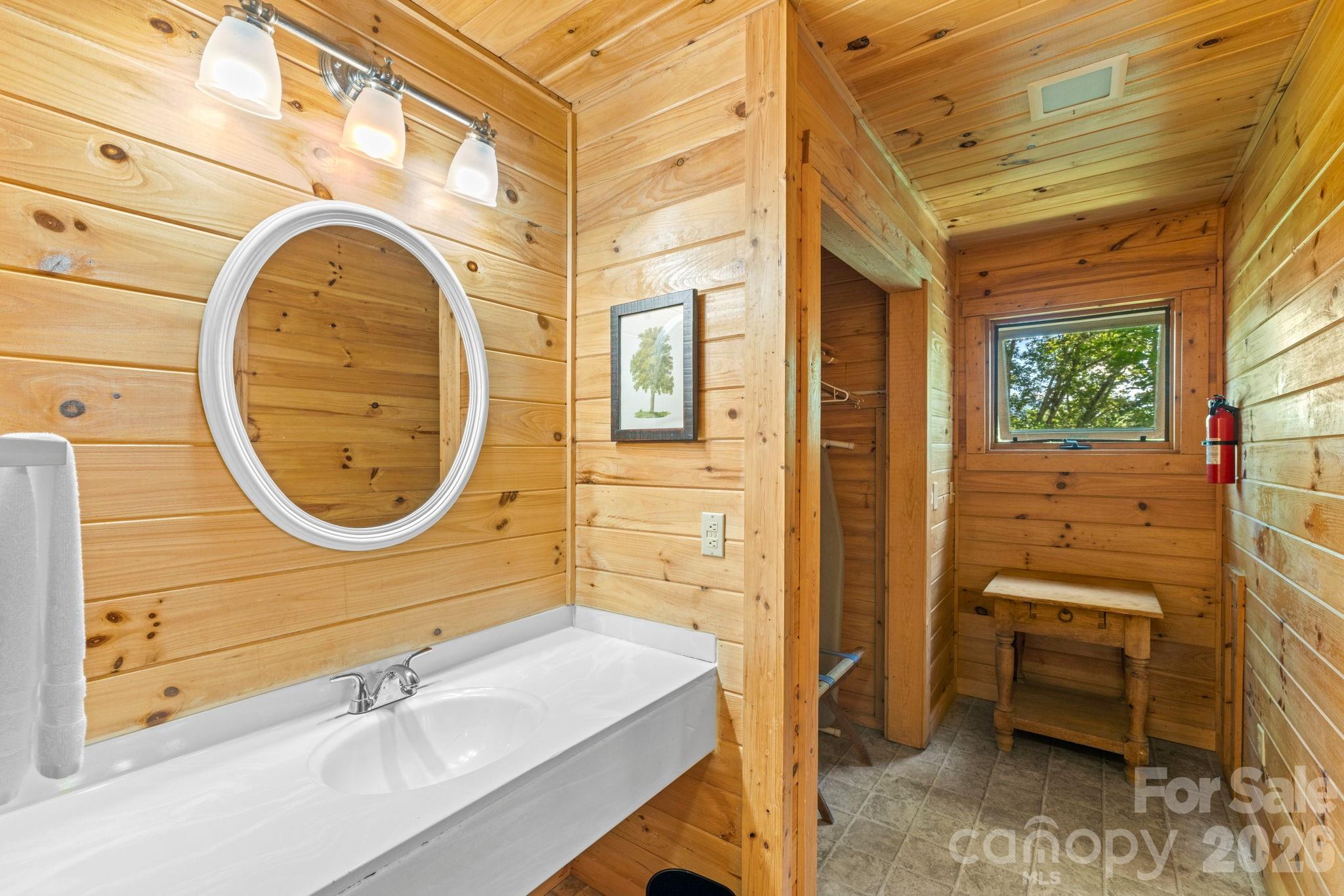 57 Observation Point Road Bryson City, NC 28713 - Photo 17 of 36 Gallery Image 17