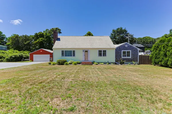 $1,350,000 | 243 Crowell Road, Chatham, MA 02633