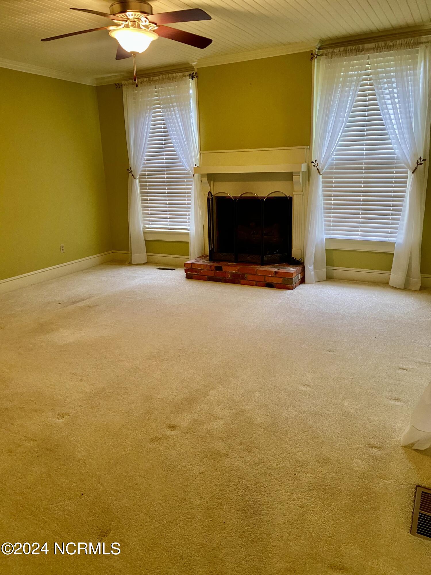 1687 Rams Horn Road Greenville, NC 27834 - Photo 7 of 26 living room