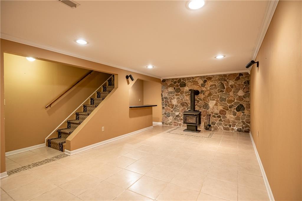 727 Greenfield Road Mercer, PA 16137 - Photo 16 of 25
