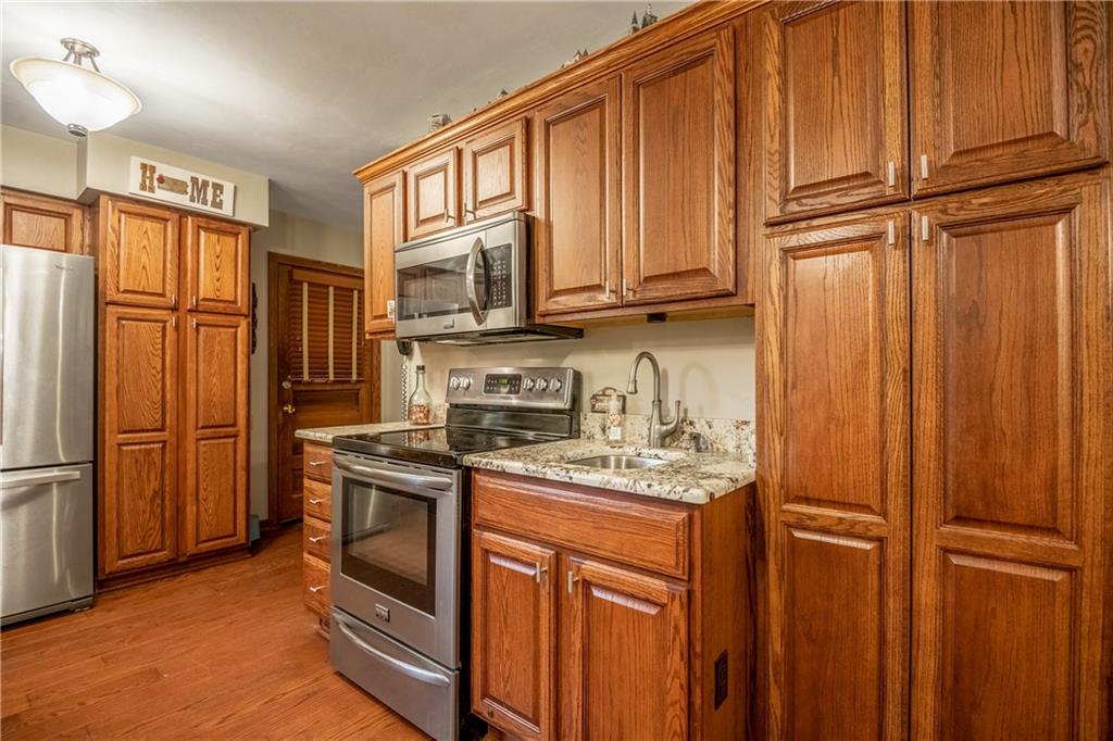 727 Greenfield Road Mercer, PA 16137 - Photo 5 of 25