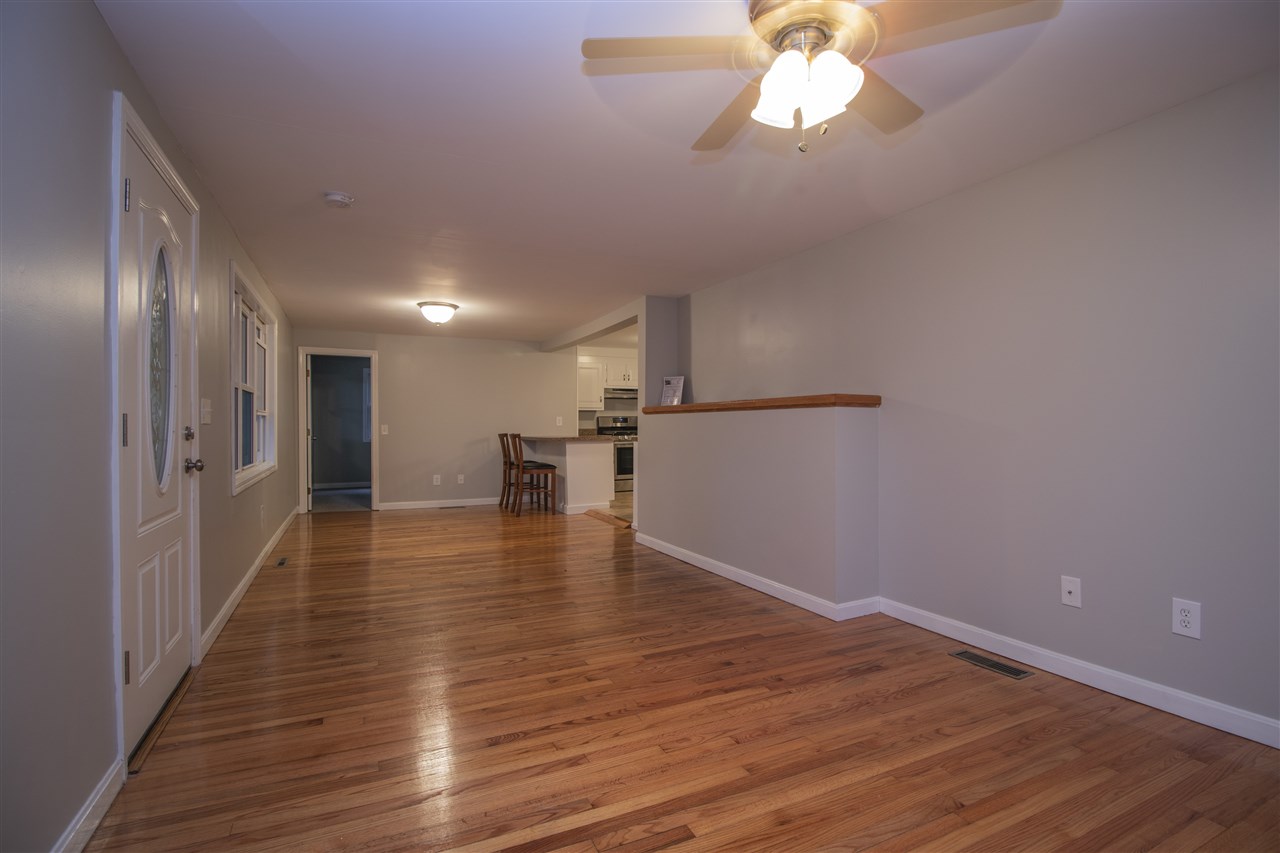45 Great Pond Road Kingston, NH 03848 - Photo 11 of 40