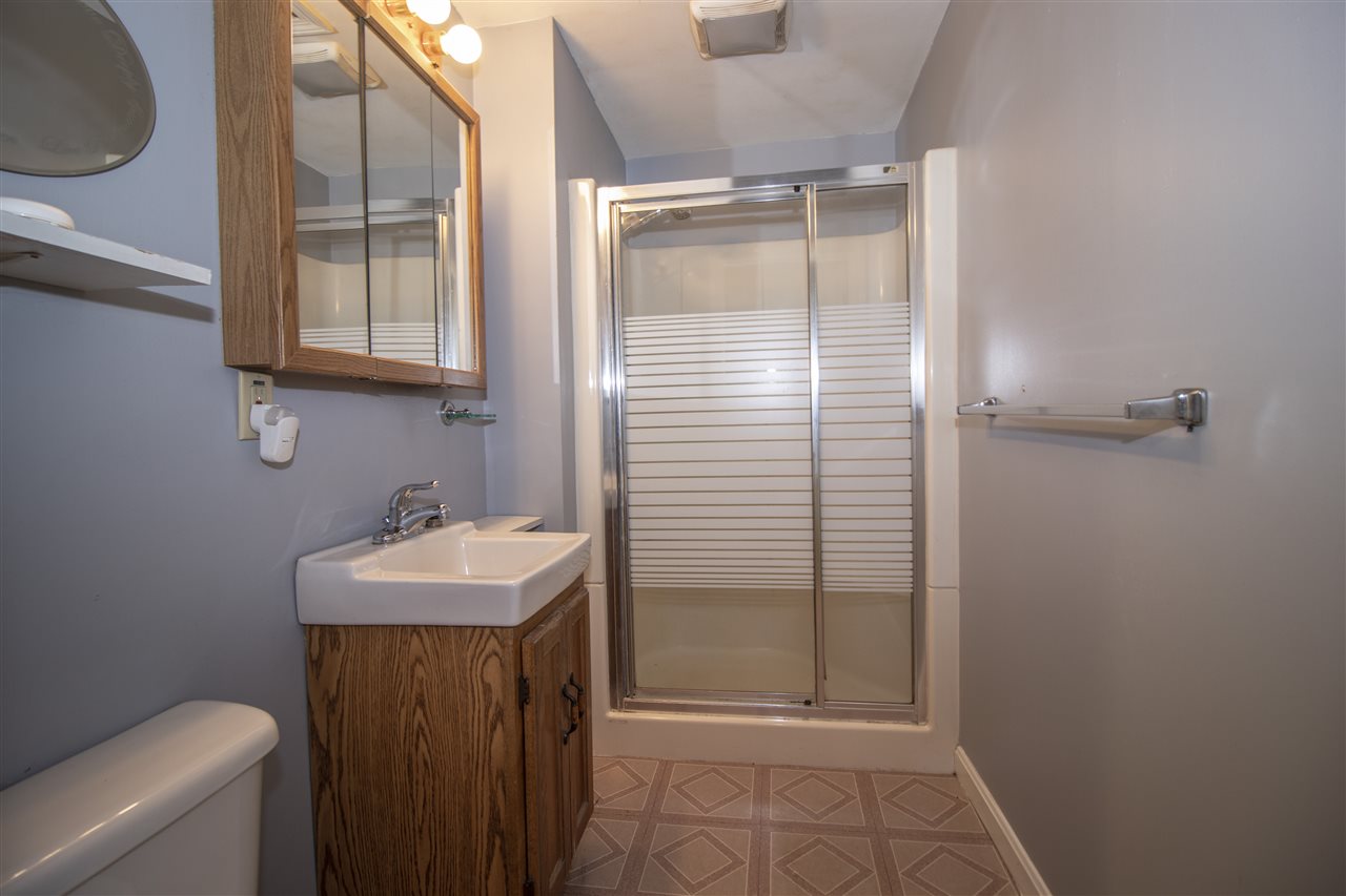 45 Great Pond Road Kingston, NH 03848 - Photo 4 of 40