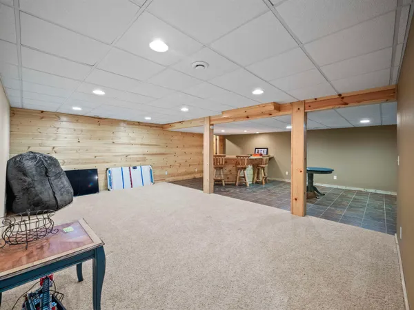 $399,000 | 833 Woodland Circle, Waupaca, WI 54981
