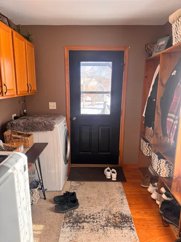 $425,000 | 833 Woodland Circle, Waupaca, WI 54981