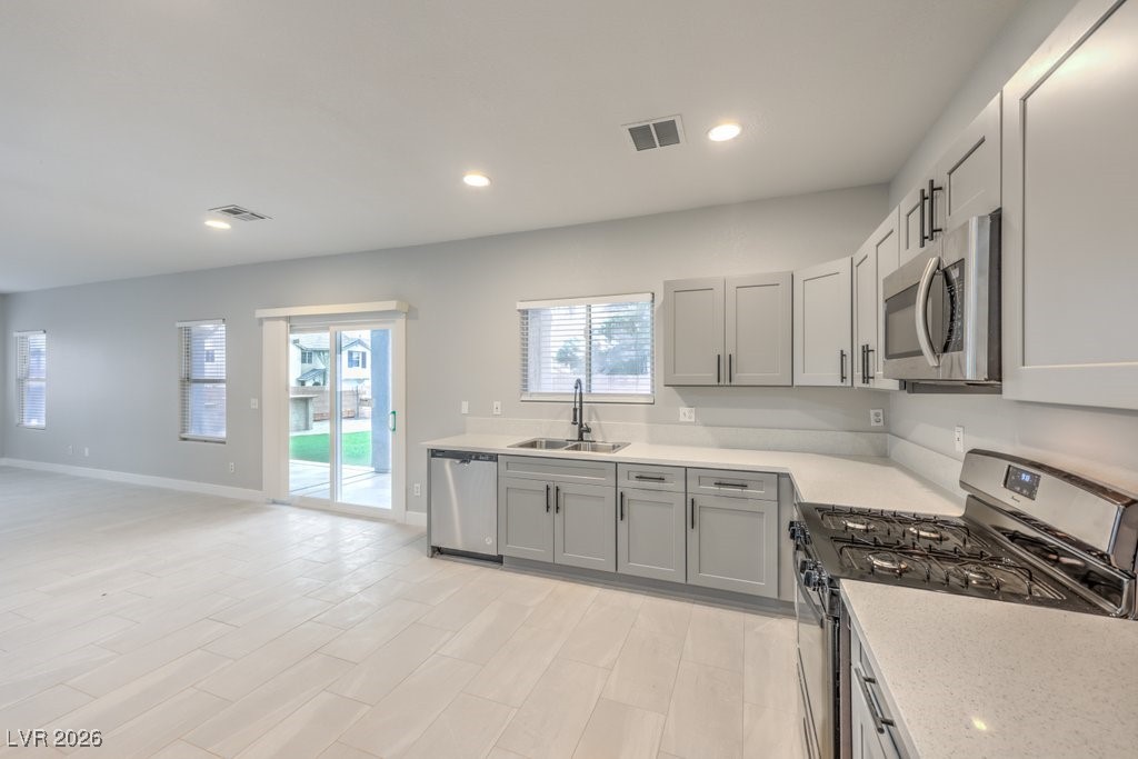 2919 Cafe Racer Court North Las Vegas, NV 89031 - Photo 16 of 39