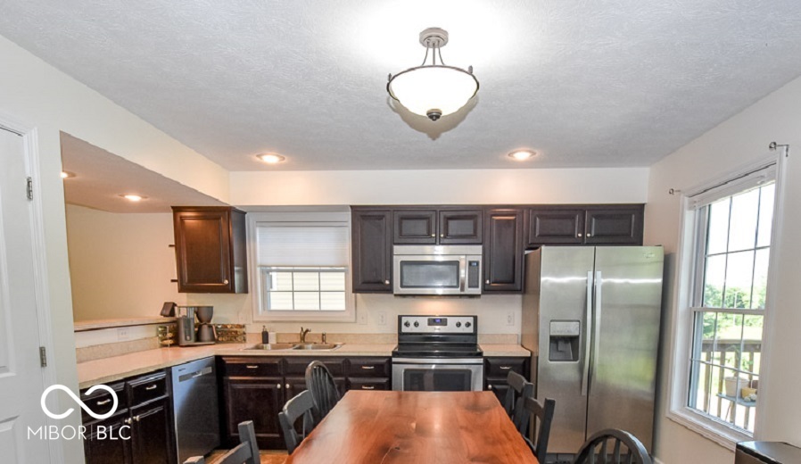 2594 South Flat Rock Road Bloomington, IN 47403 - Photo 10 of 30 Gallery Image 10