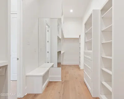 $899,900 | 111 Leaning Oak Drive, Lafayette, LA 70508