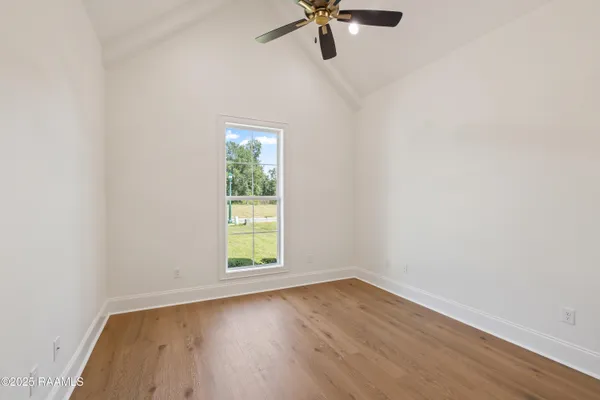 $875,000 | 111 Leaning Oak Drive, Lafayette, LA 70508