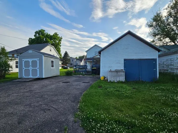 $124,900 | 206 2nd Street, Elroy, WI 53929