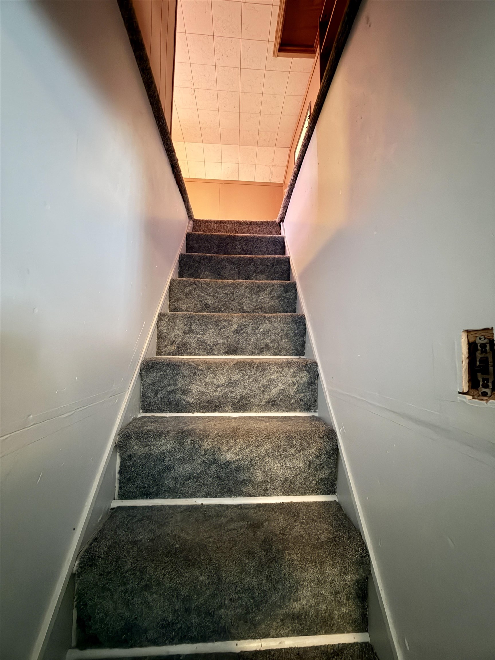 206 2nd Street Elroy, WI 53929 - Photo 10 of 24