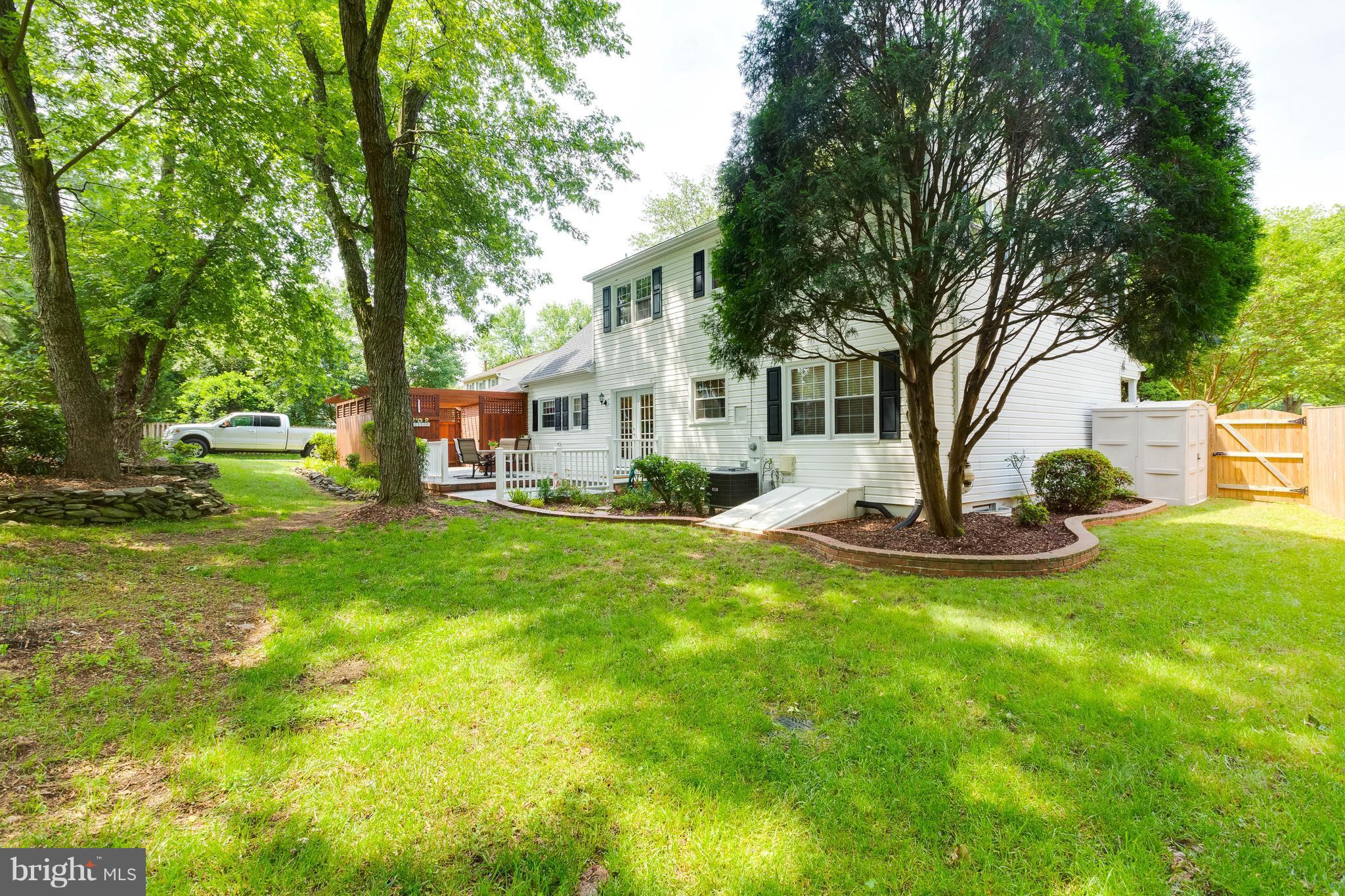 8103 St David Court Springfield, VA 22153 - Photo 27 of 30 Backyard