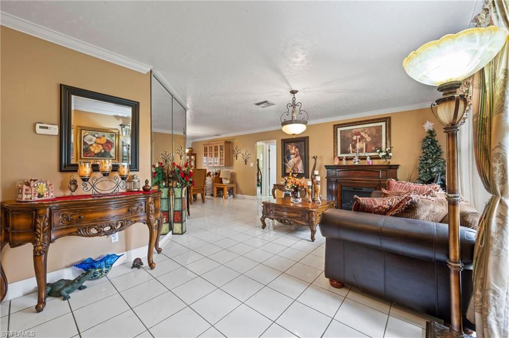 2285 50th Street Southwest Naples, FL 34116 - Photo 8 of 29 Gallery Image 8