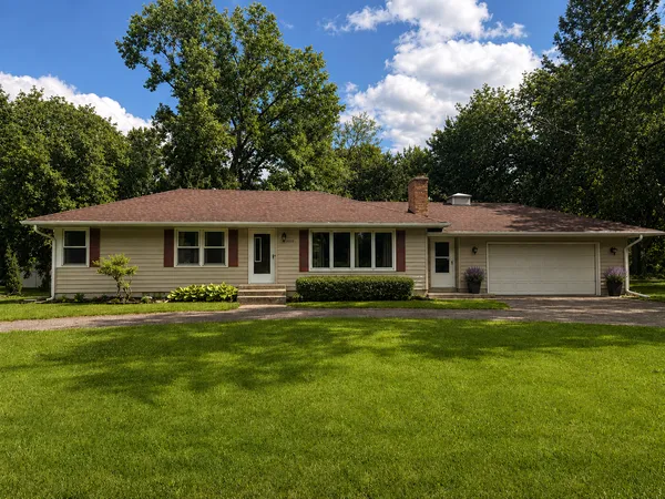 $2,695 | 16525 Tonkaway Road, Minnetonka, MN 55345