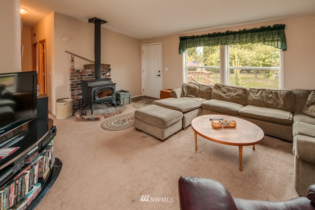 3387 Mountain View Road Ferndale, WA 98248 - Photo 11 of 21