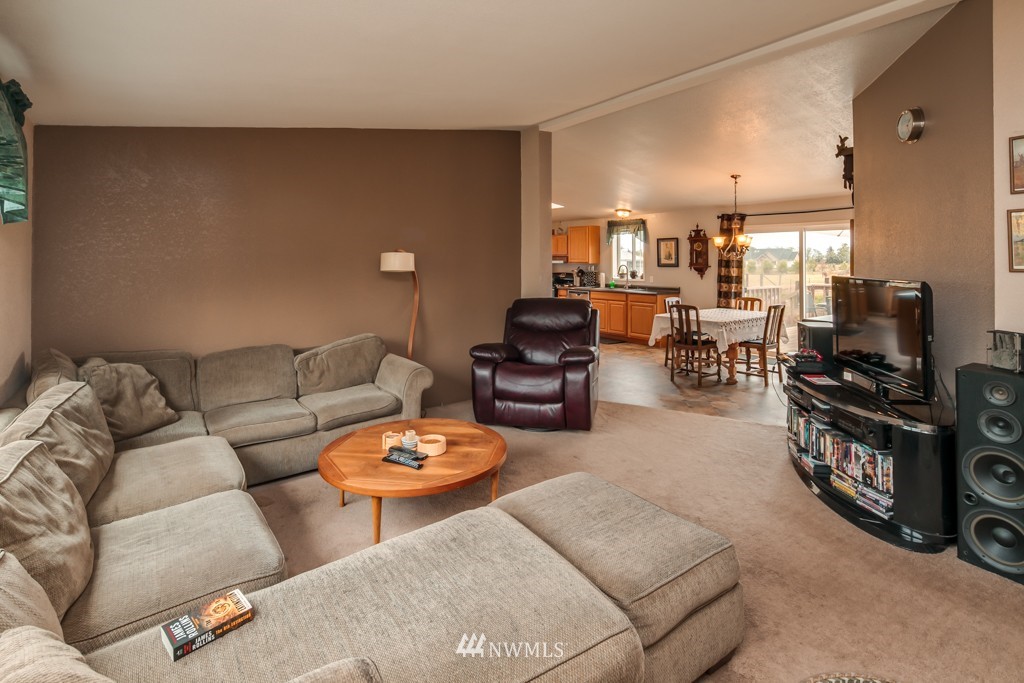 3387 Mountain View Road Ferndale, WA 98248 - Photo 12 of 21
