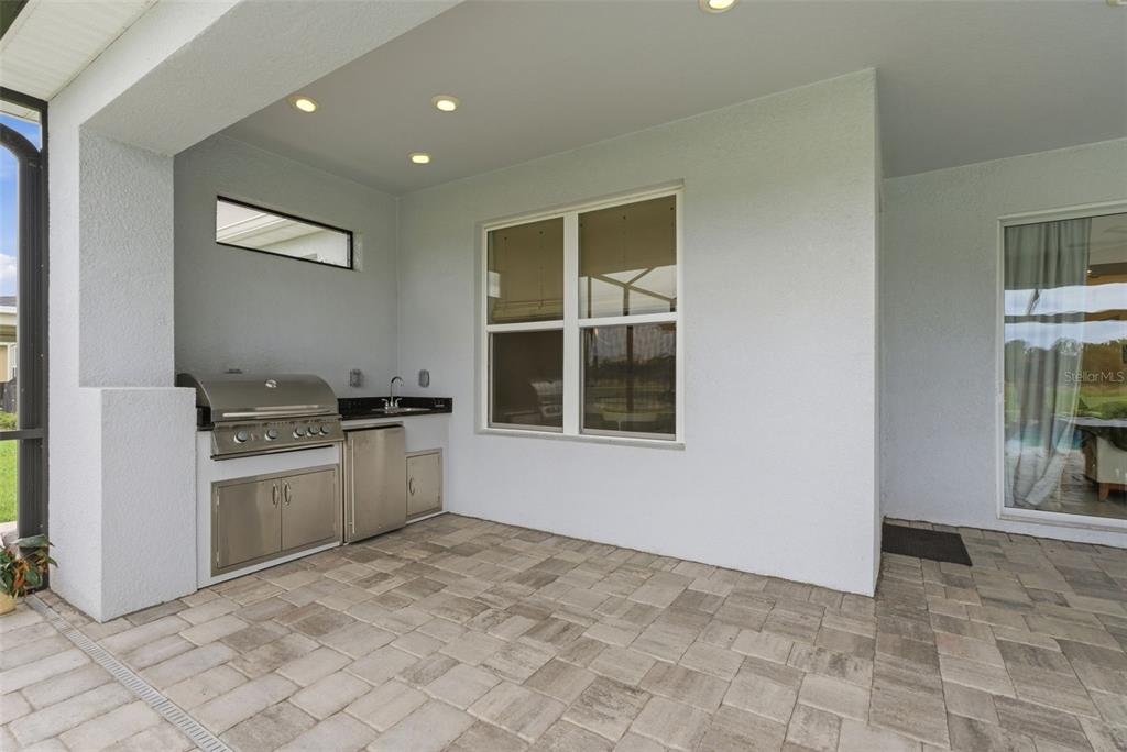 33774 Castaway Loop Wesley Chapel, FL 33543 - Photo 37 of 87