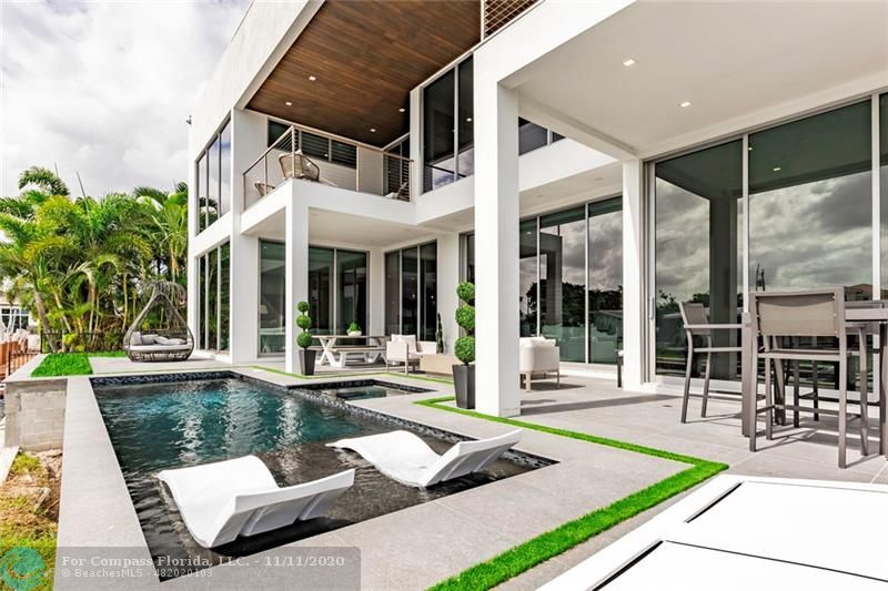 742 Dover Street Boca Raton, FL 33487 - Photo 3 of 41