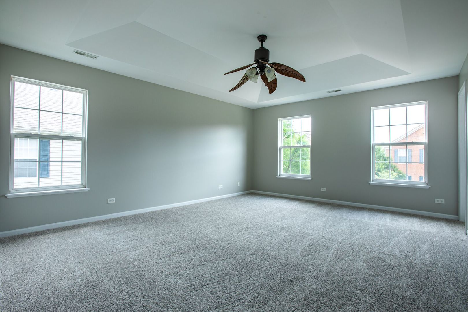 4125 Bethlehem Road Aurora, IL 60504 - Photo 8 of 19 a view of an empty room with a window