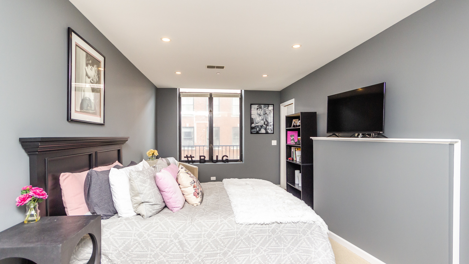 910 South Michigan Avenue, Unit 906 Chicago, IL 60605 - Photo 13 of 22
