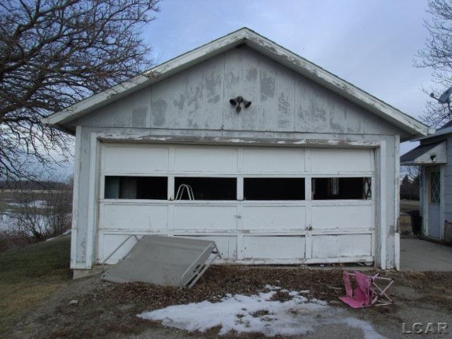 31233665-2.JPG