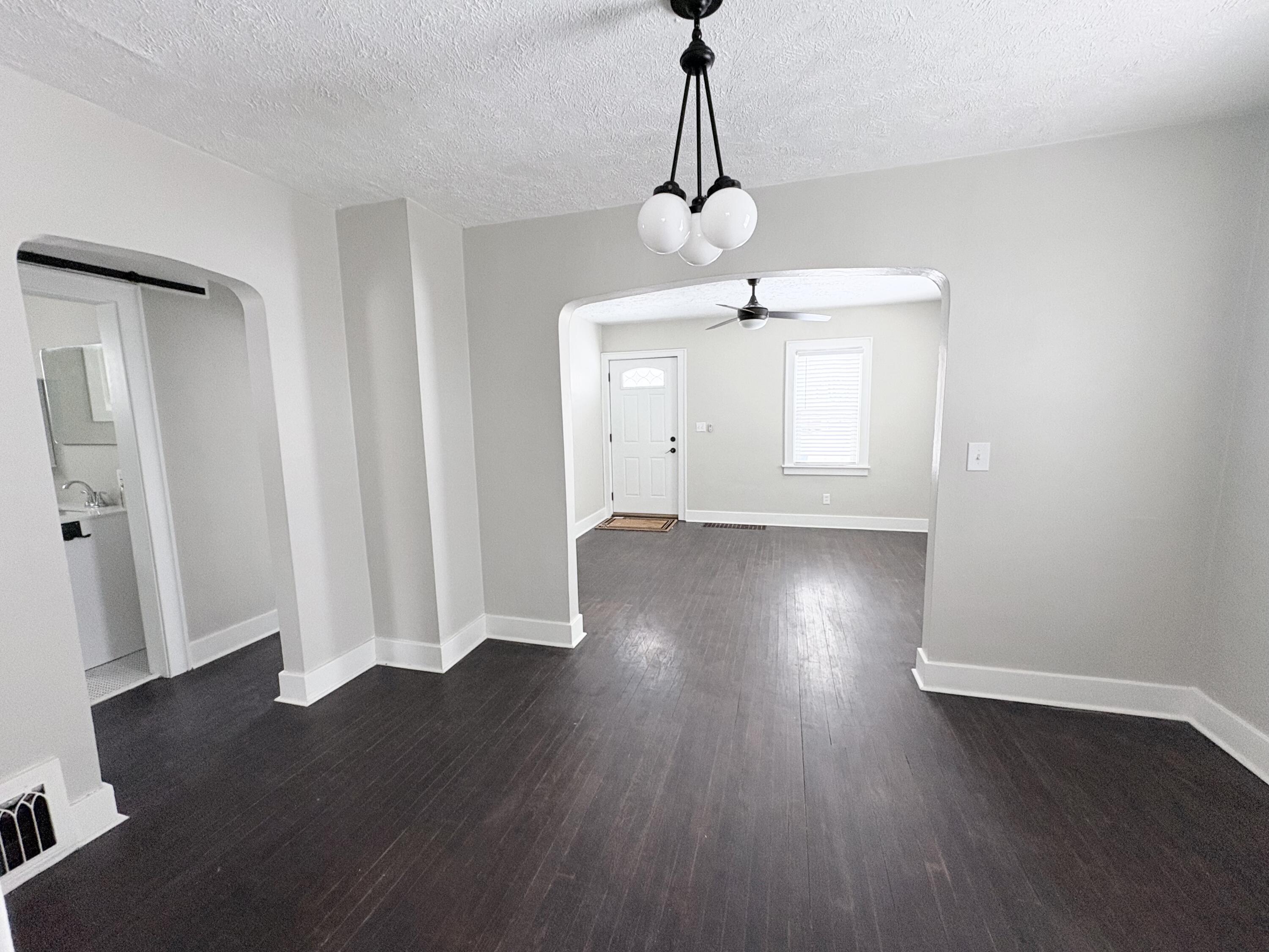 1133 Merrifield Street Southeast Grand Rapids, MI 49507 - Photo 3 of 15 IMG_2529