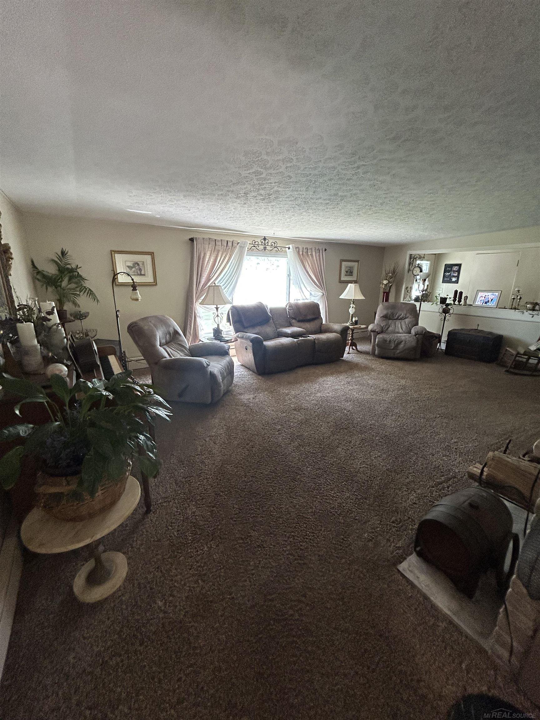 830 West 3rd Street Pinconning, MI 48650 - Photo 17 of 39