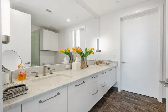 $2,295,000 | 501 West Avenue, Unit 2301, Austin, TX 78701