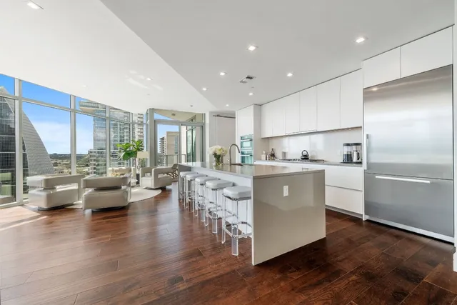 $2,295,000 | 501 West Avenue, Unit 2301, Austin, TX 78701