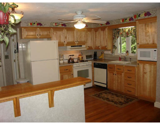 146 Fern Road Medford, MA 02155 - Photo 3 of 16