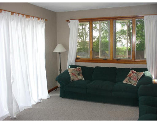 146 Fern Road Medford, MA 02155 - Photo 5 of 16