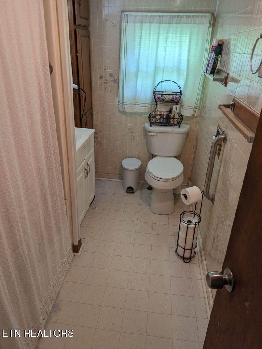 6317 Lacy Road Knoxville, TN 37912 - Photo 9 of 19 image000000