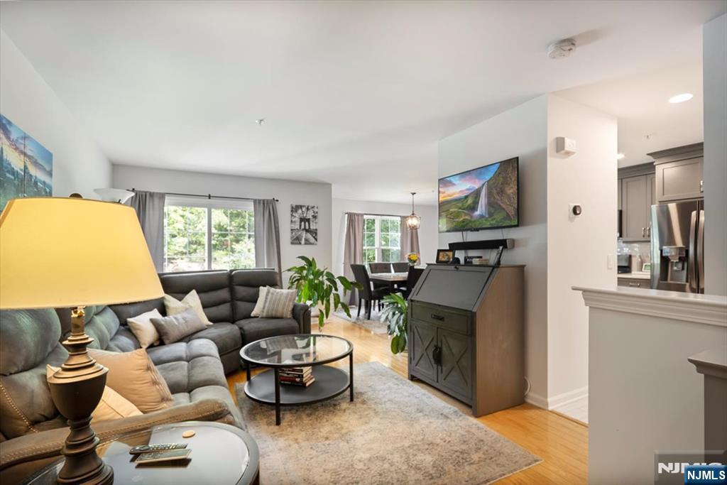 70 Carter Road Wanaque, NJ 07420 - Photo 5 of 30 Gallery Image 5