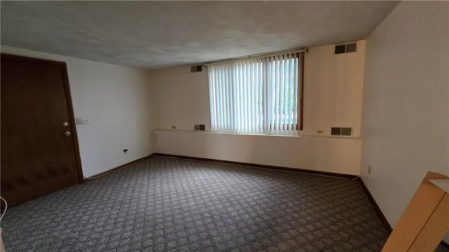 $1,450 | 25 Greene Avenue, Cranston, RI 02920