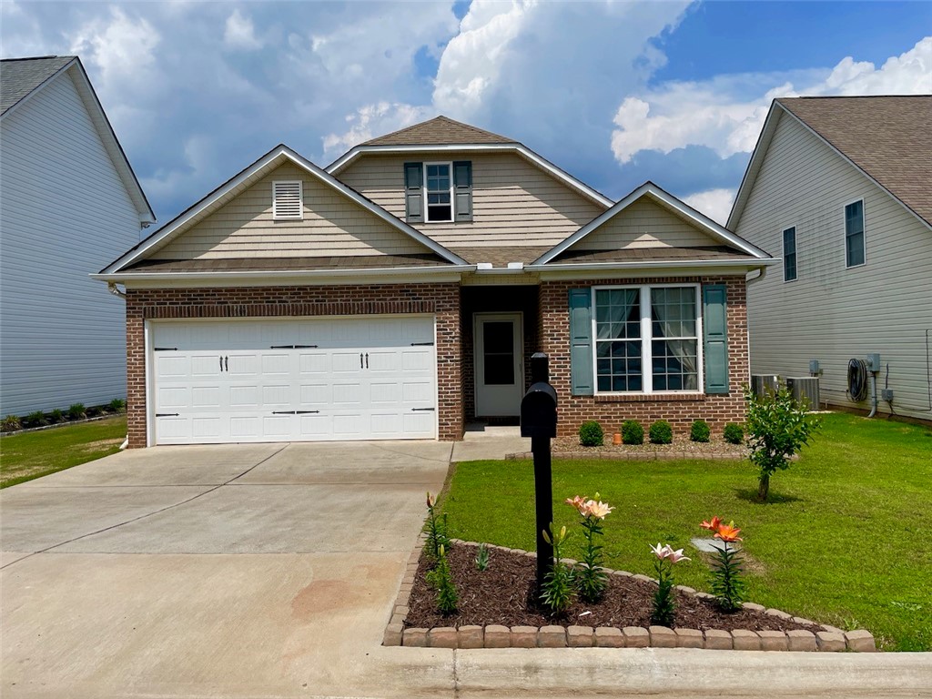 108 Elmhurst Lane Anderson, SC 29621 - Photo 1 of 33