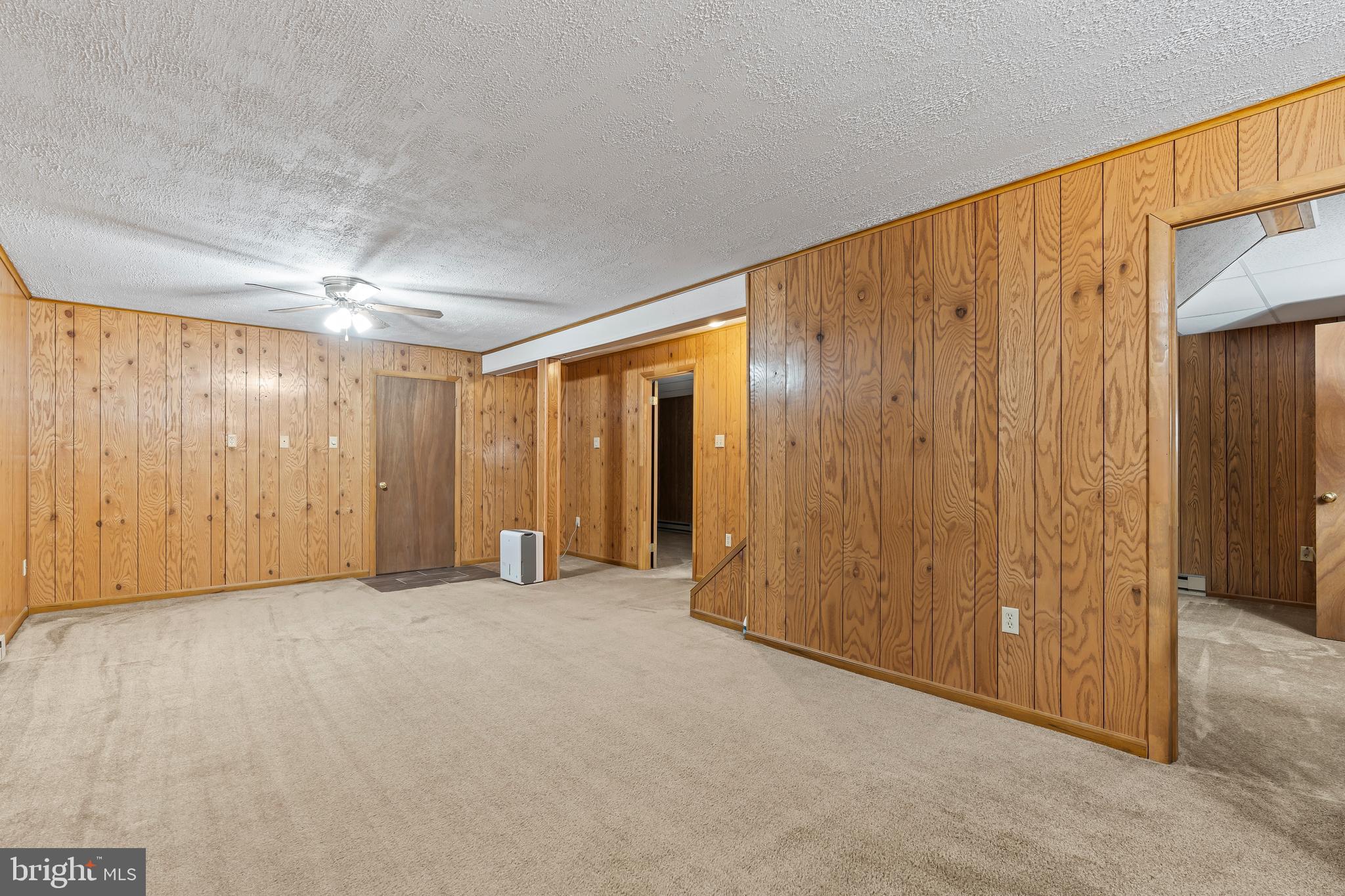 19727 Toms Road Boonsboro, MD 21713 - Photo 40 of 73 Family room