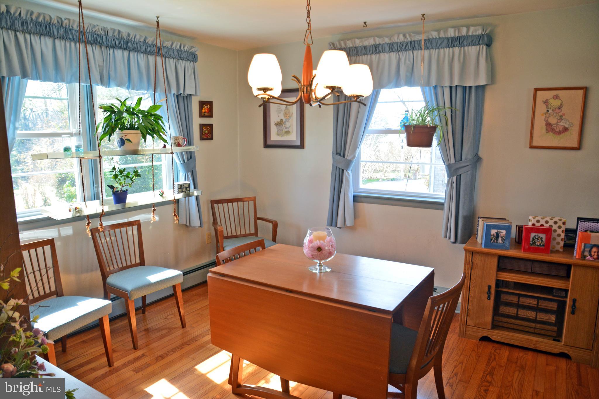 951 Corvair Road Lancaster, PA 17601 - Photo 13 of 60 Dining Room from Kitchen Entrance