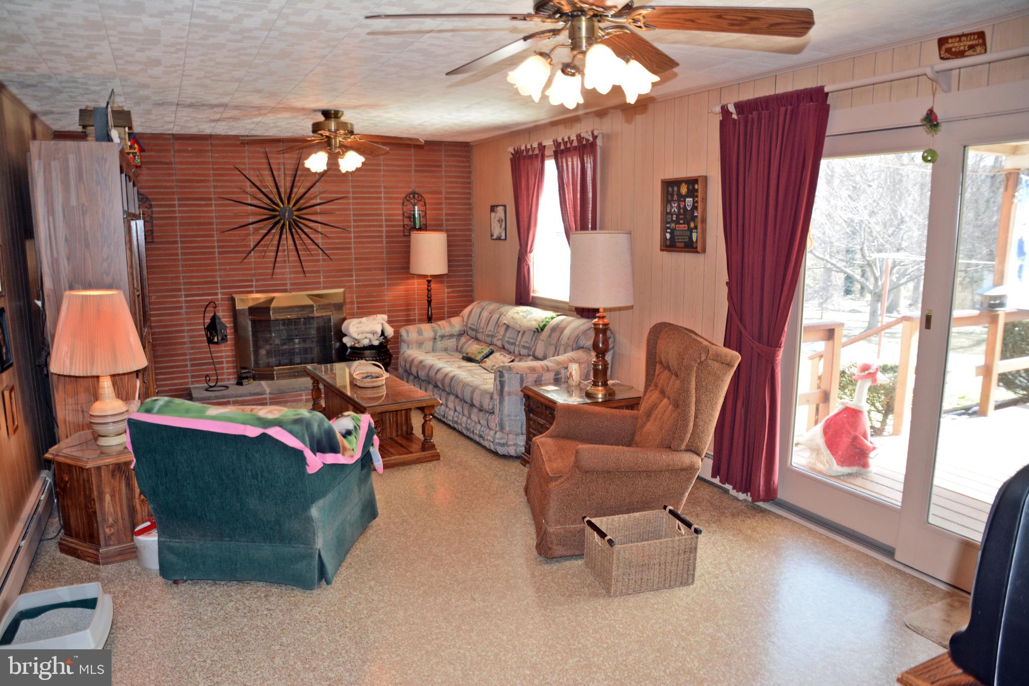 951 Corvair Road Lancaster, PA 17601 - Photo 26 of 60 Family Room