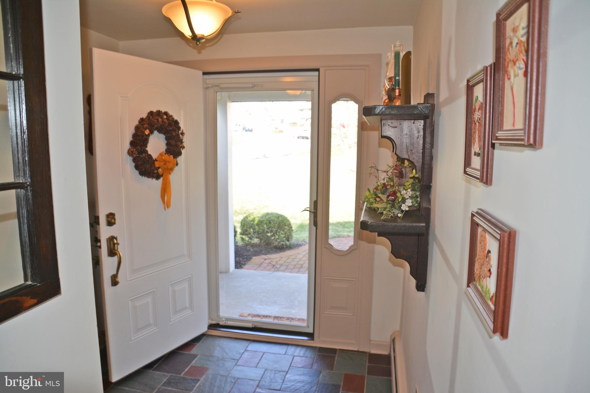 951 Corvair Road Lancaster, PA 17601 - Photo 5 of 60 Front Entrance Foyer