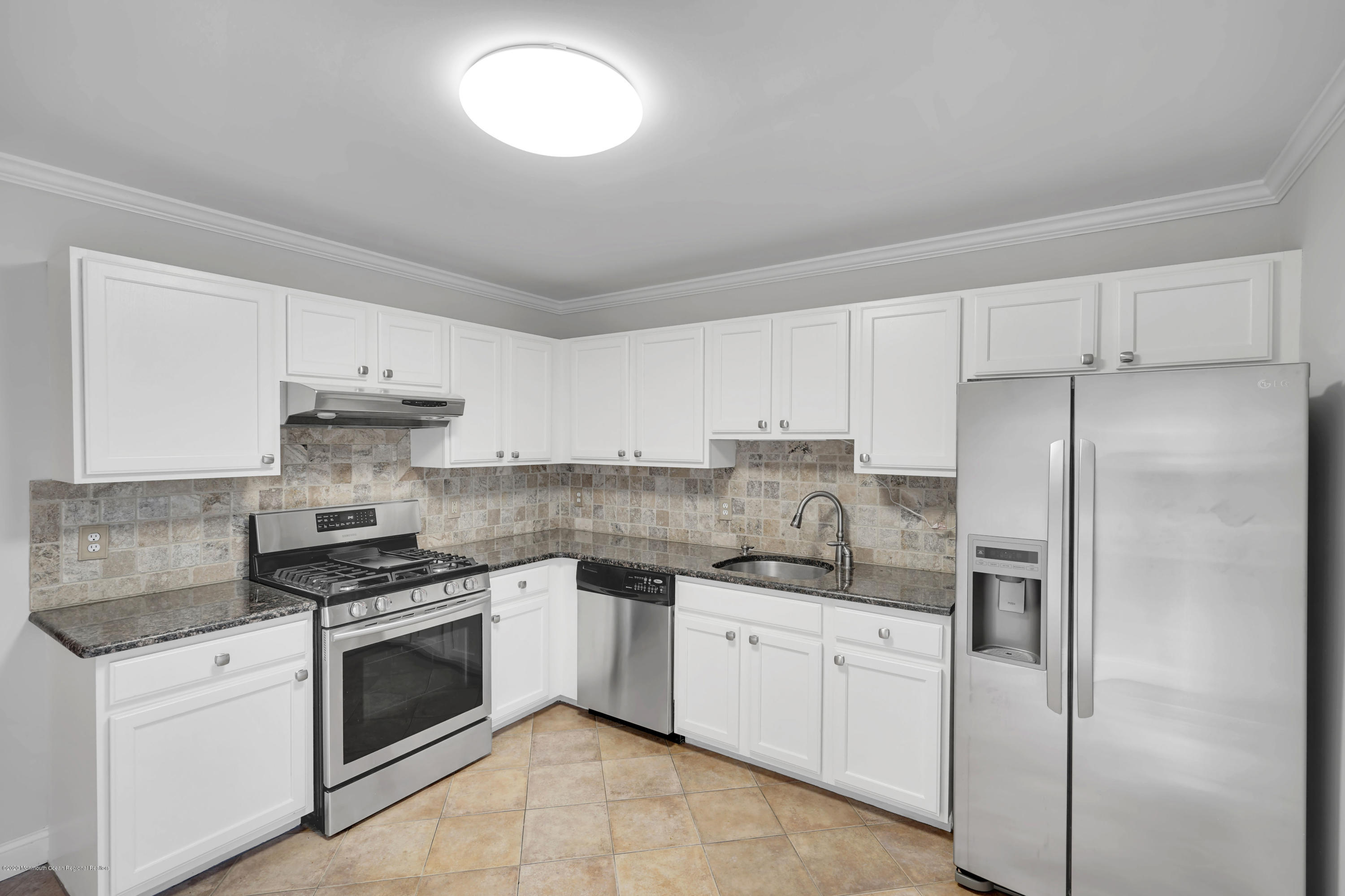 172 Racquet Road Wall, NJ 07719 - Photo 3 of 39 020_dsc05650