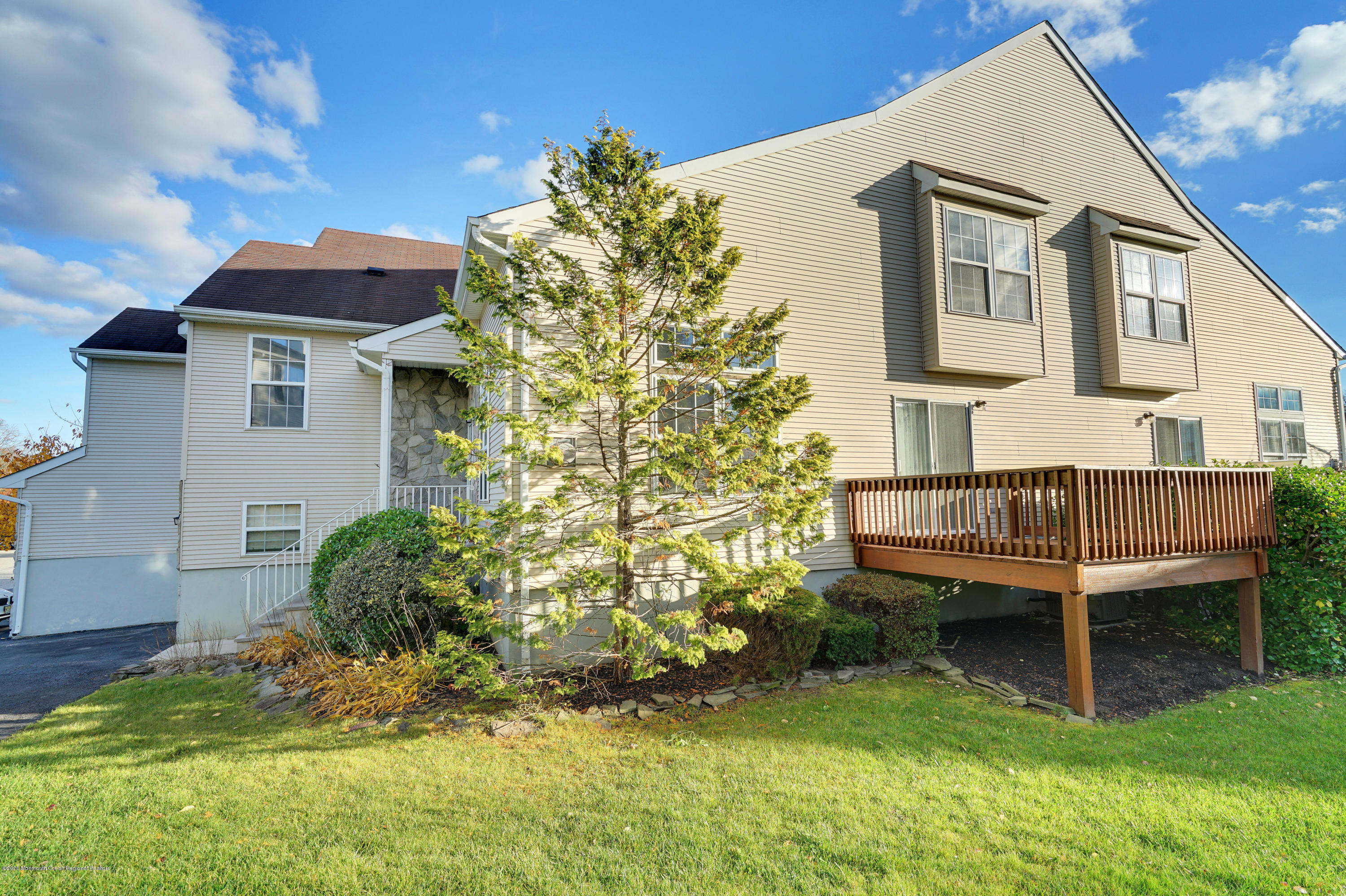 172 Racquet Road Wall, NJ 07719 - Photo 34 of 39 040_dsc05795