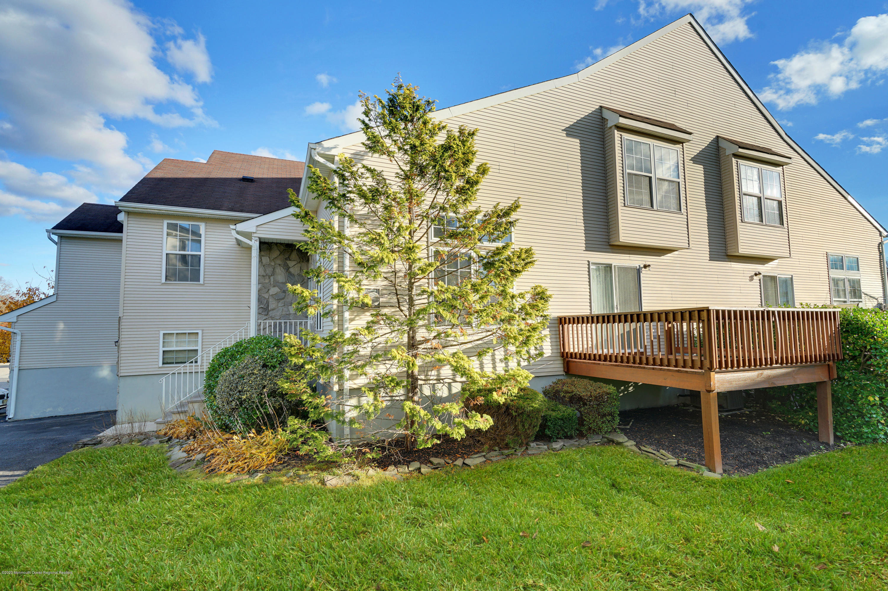 172 Racquet Road Wall, NJ 07719 - Photo 5 of 39 038_dsc05795_1