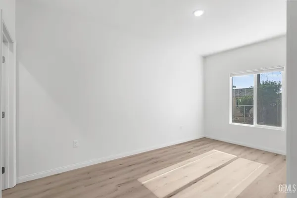 $324,900 | Undisclosed Address, Lamont, CA 93241