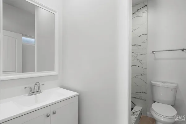 $324,900 | Undisclosed Address, Lamont, CA 93241