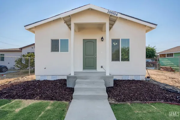 $324,900 | Undisclosed Address, Lamont, CA 93241