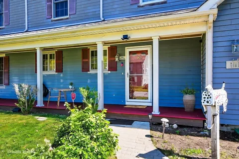 $565,000 | 46 Lilac Avenue, Somerset, MA 02726