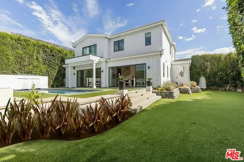 $3,250,000 | 8227 Stewart Avenue, Los Angeles, CA 90045