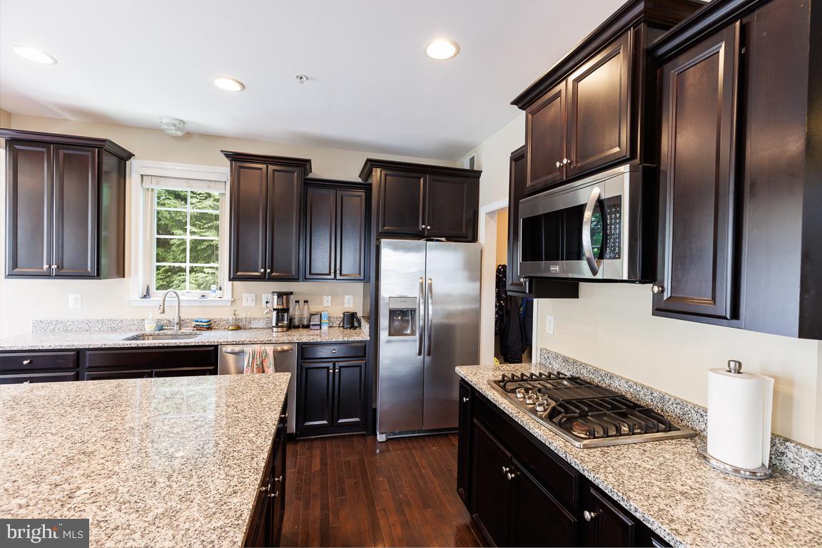 9203 Rice Avenue Lanham, MD 20706 - Photo 14 of 59 Chef's Kitchen